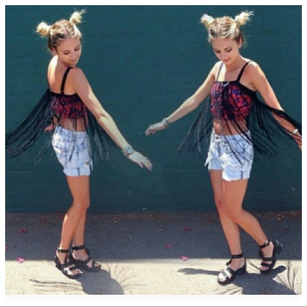 NWT! LF Fringe Berry Print Festival Boho Crop Top